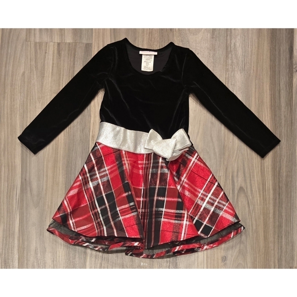 Girls Bonnie Jean Holiday Red & Black Plaid Print Dress size 4 with silver bow